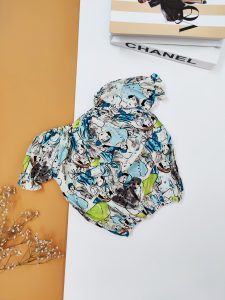 شومیز دخترانه نخی یقه قایقی