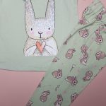 ست تیشرت و شلوارک دخترانه طرح خرگوش سبز کمرنگ