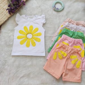 تاپ و شلوارک دخترانه طرح گل بابونه رنگی